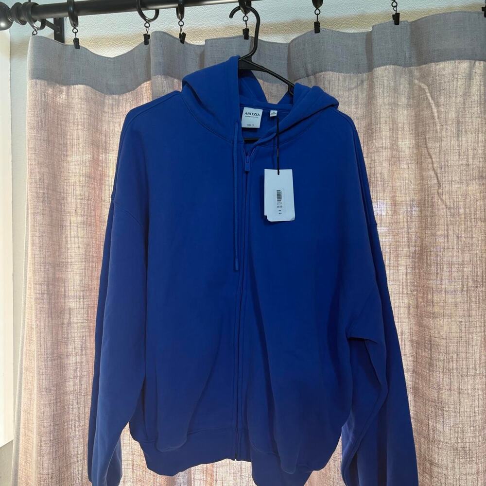 Aritzia blue oversized zip up